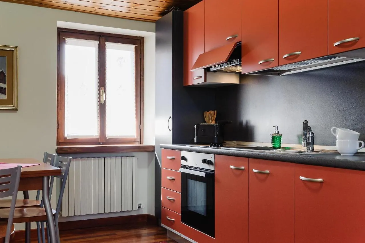Appartamento Palazzina Gelsomino Desenzano del Garda 0*,  Italia